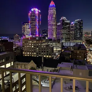 1Bd Nestled Uptown Apartment Charlotte