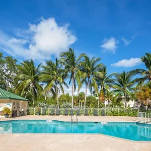 The Grand Turk -sunset View & Pool Holiday home